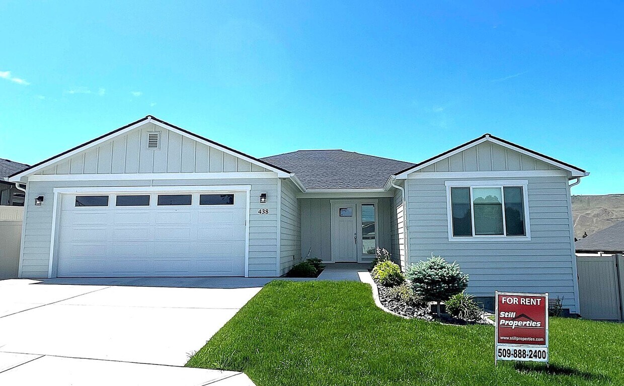 Foto principal - Now renting 3 bedroom 2 bathroom House