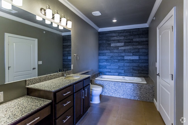 1BR, 1BA - The Richland - Bathroom - The Pointe Brodie Creek