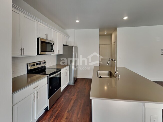 Foto del edificio - 4922 86th Ave NE