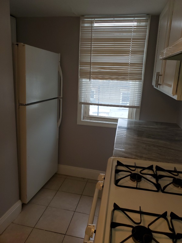 Foto del edificio - 803 Brooks Ln