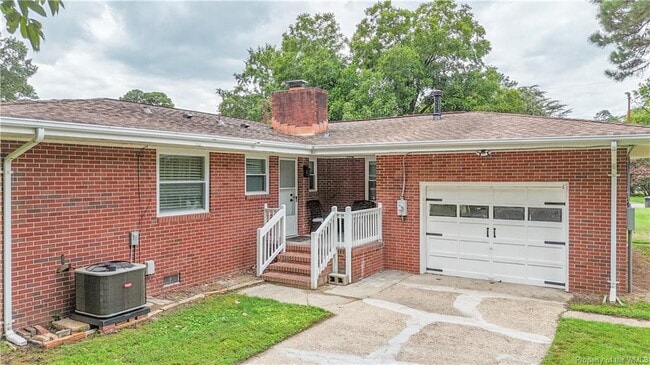 Building Photo - 20 Atkins Ln