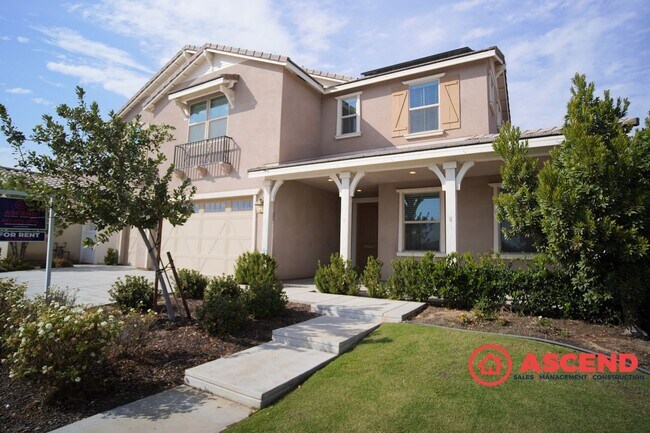 Foto del edificio - Beautiful 4-Bedroom Located In Highgate Co...