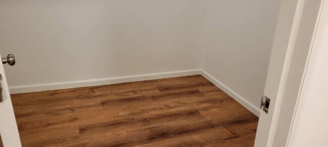 Foto del edificio - 31-31 104th St