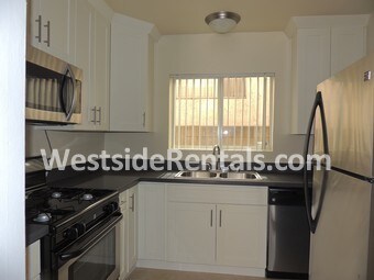 Foto principal - 5733 Laurel Canyon Blvd