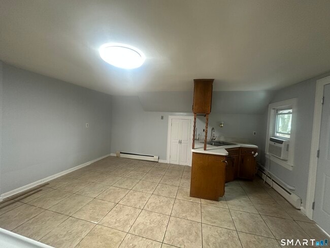 Foto del edificio - 33 Emory Ct