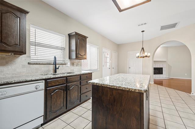 Foto del edificio - 5400 Vineyard Ln