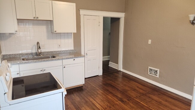 Building Photo - 3442 Virginia Ave