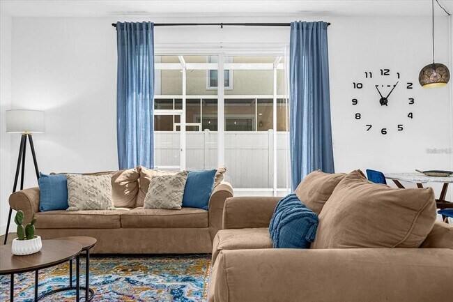 Foto del edificio - 611 Fairmont Pl