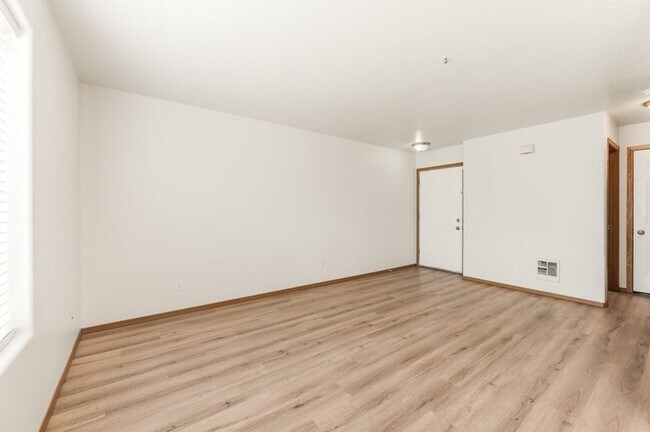 Foto del edificio - 3 bed 2 bath townhome