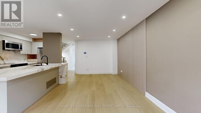 Building Photo - 3 Playfair Rd