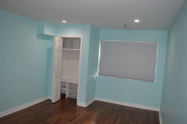 Master Bedroom - 3920 Mystic Valley Pky
