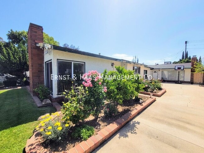 Foto del edificio - 3527 Pine Ave