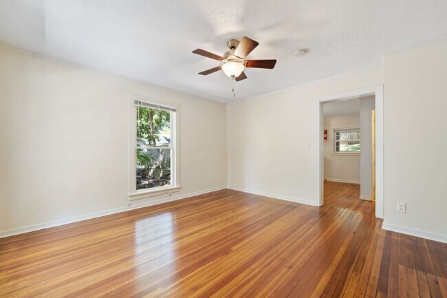 Foto del edificio - Premium 3 Bedroom, 2 Bath Home! A Must See...