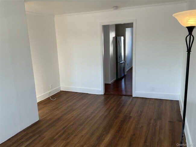 Foto del edificio - 334 Doris Ave