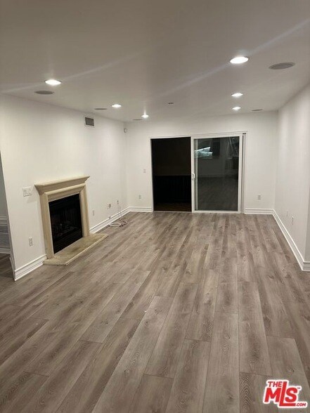 Foto del edificio - 1319 N Detroit St