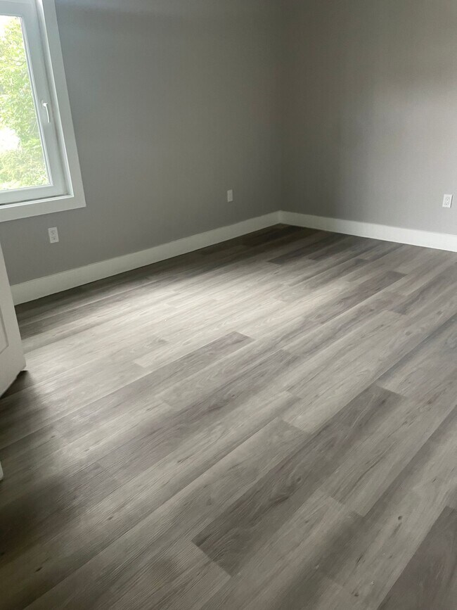 Building Photo - 254 22nd St