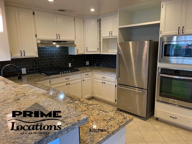 Building Photo - A Sacramento 4 bedroom best value deal