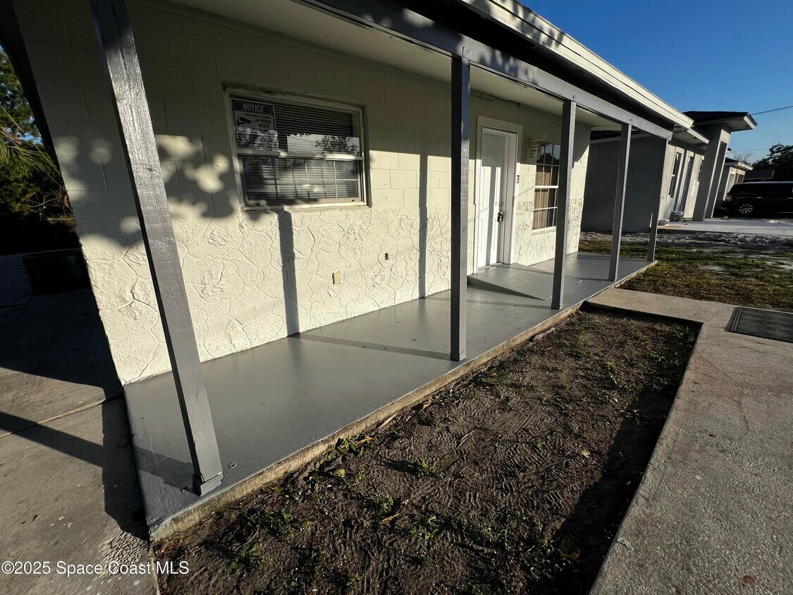 Foto principal - 4250 26th Ave