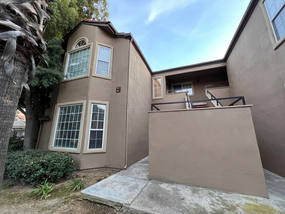 8147 N Cedar Ave, Fresno, CA 93720 House Rental in Fresno, CA