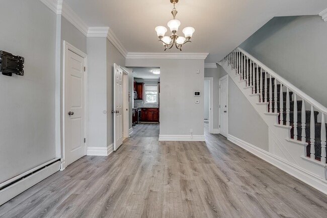 Building Photo - 214 Olean Ave