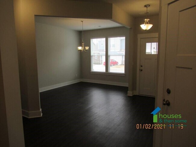 Foto del edificio - 27 Creekhaven Lane