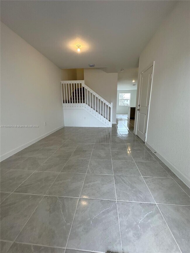 Building Photo - 12912 NW 22nd Pl