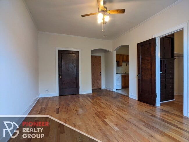 Foto del edificio - 4857 N Damen Ave