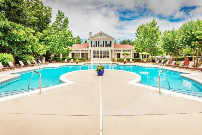 Building Photo - 920 Belle Point Dr