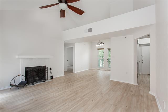 Building Photo - 3105 San Jacinto St