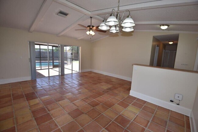 Foto del edificio - 10656 Shady Pond Ln