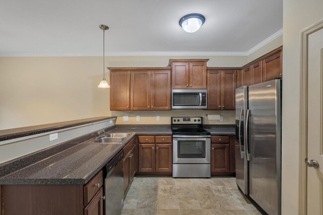 Building Photo - Welcome to Winstead Place!