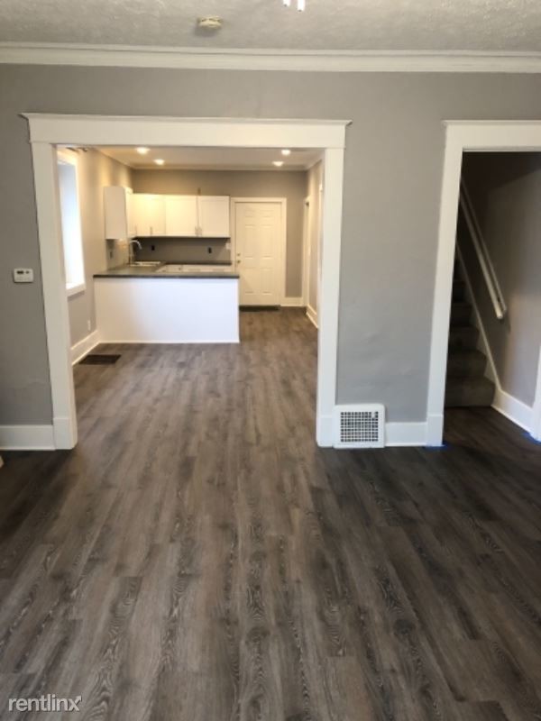 Building Photo - 3 br, 1 bath Apartment - 814 College Ave SE