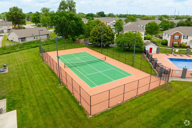 Pista de tenis - Burberry Place Apartments