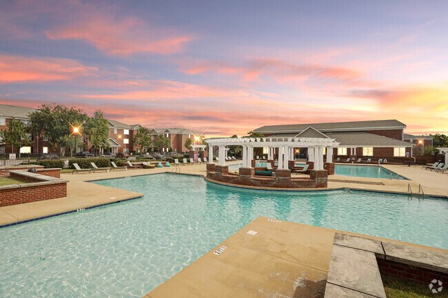 Pool - Valera East