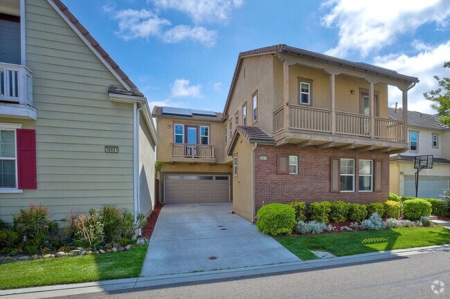 Building Photo - 10419 Paradisio Pl