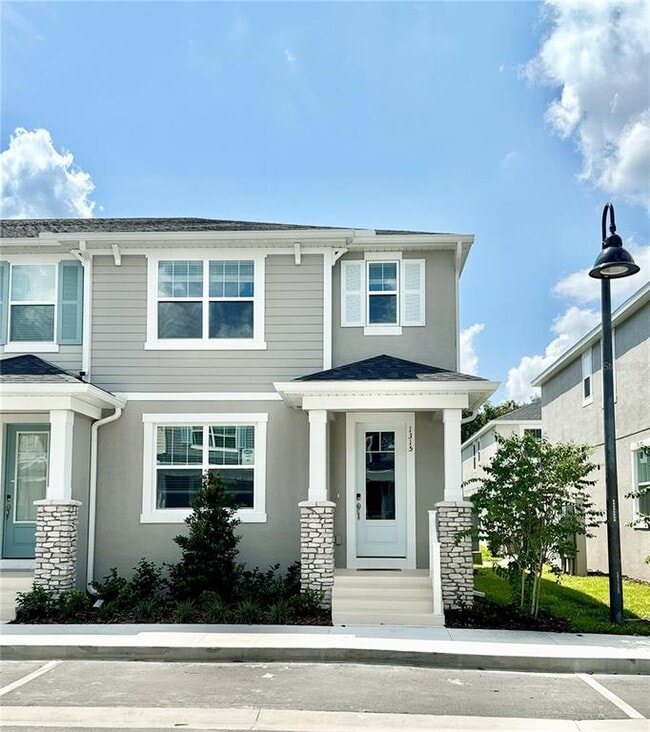Building Photo - 1315 Tarflower Dr