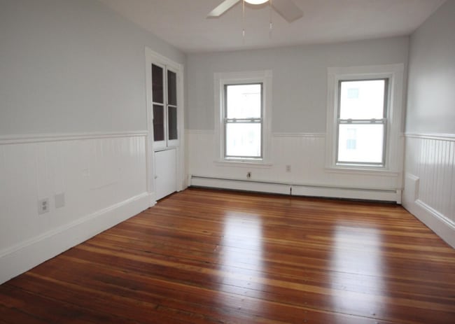 Building Photo - 12 Albion Pl