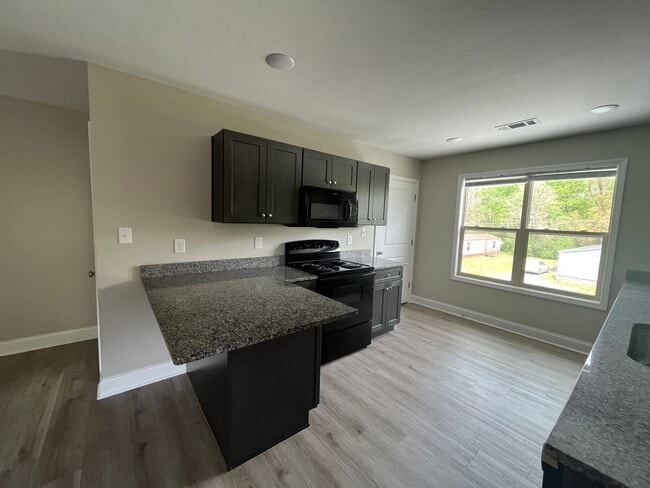 Building Photo - Jacksonville Duplex