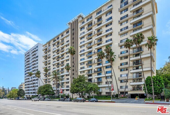 Building Photo - 10535 Wilshire Blvd