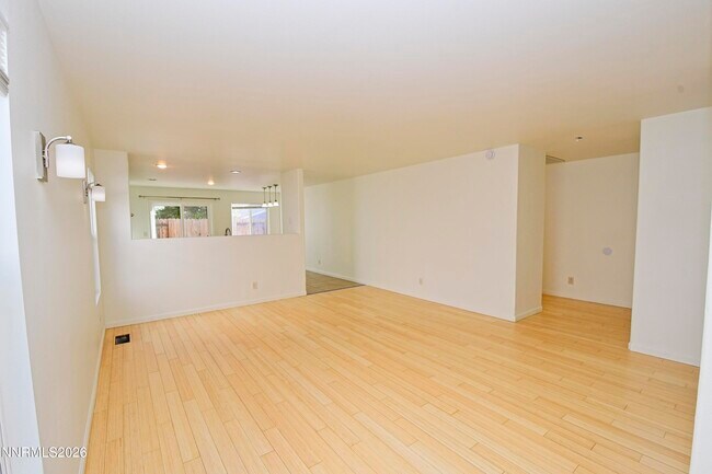Foto del edificio - 7441 Deveron Dr