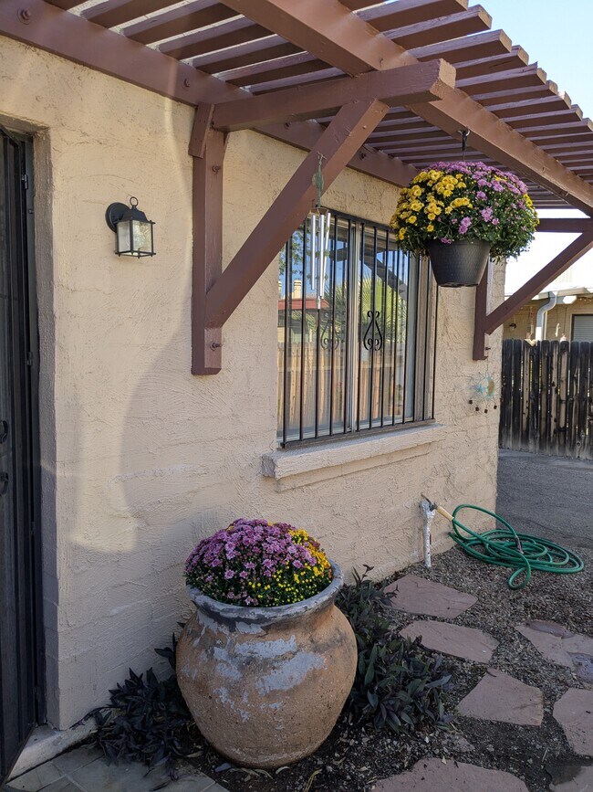 Foto del edificio - 4365 N La Osa Way