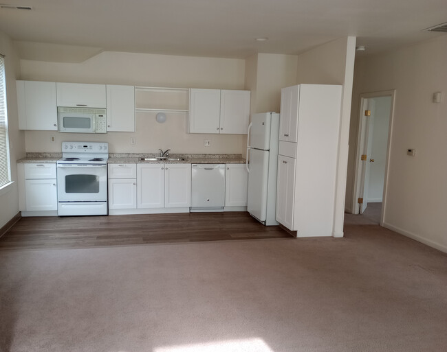 Open Kitchen - 425 SW Sheridan St