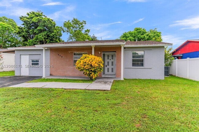 Foto del edificio - 608 SW 76th Terrace