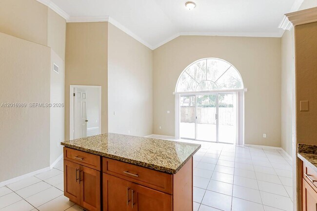 Foto del edificio - 8764 NW 153rd Terrace