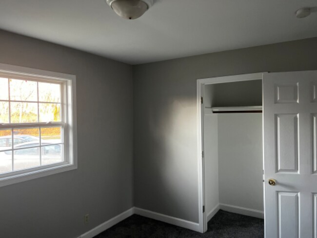 Building Photo - 2875 Belmont St