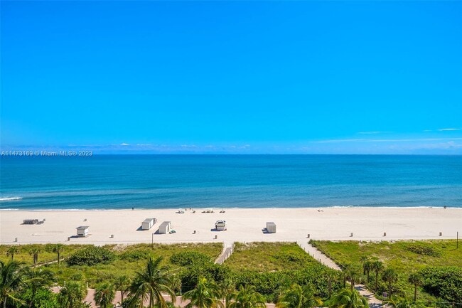 Building Photo - 5875 Collins Ave