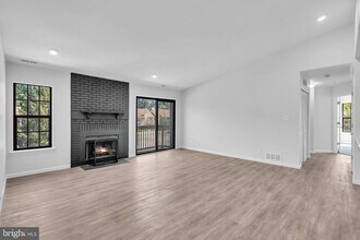 Building Photo - 454 Durham Ct