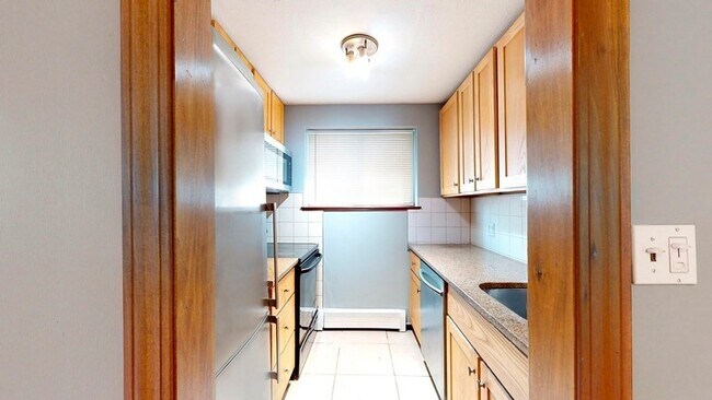 Foto del edificio - 306 Savin Hill Ave