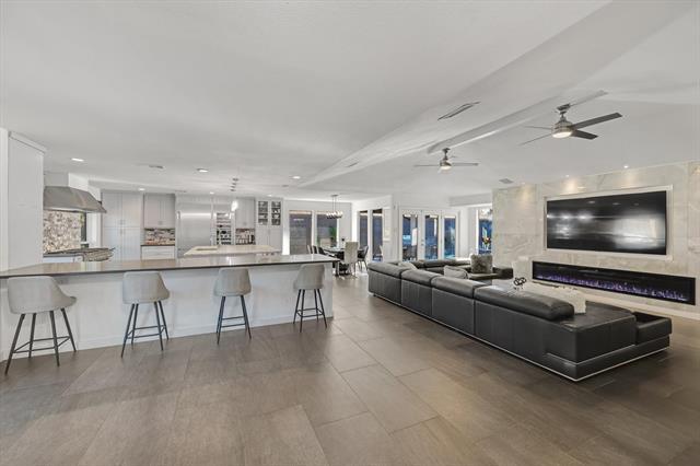 Foto del edificio - 6802 Duffield Dr