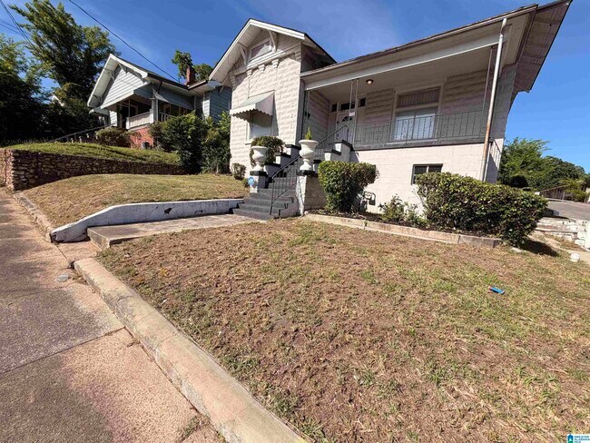 Building Photo - 3017 Ensley Ave